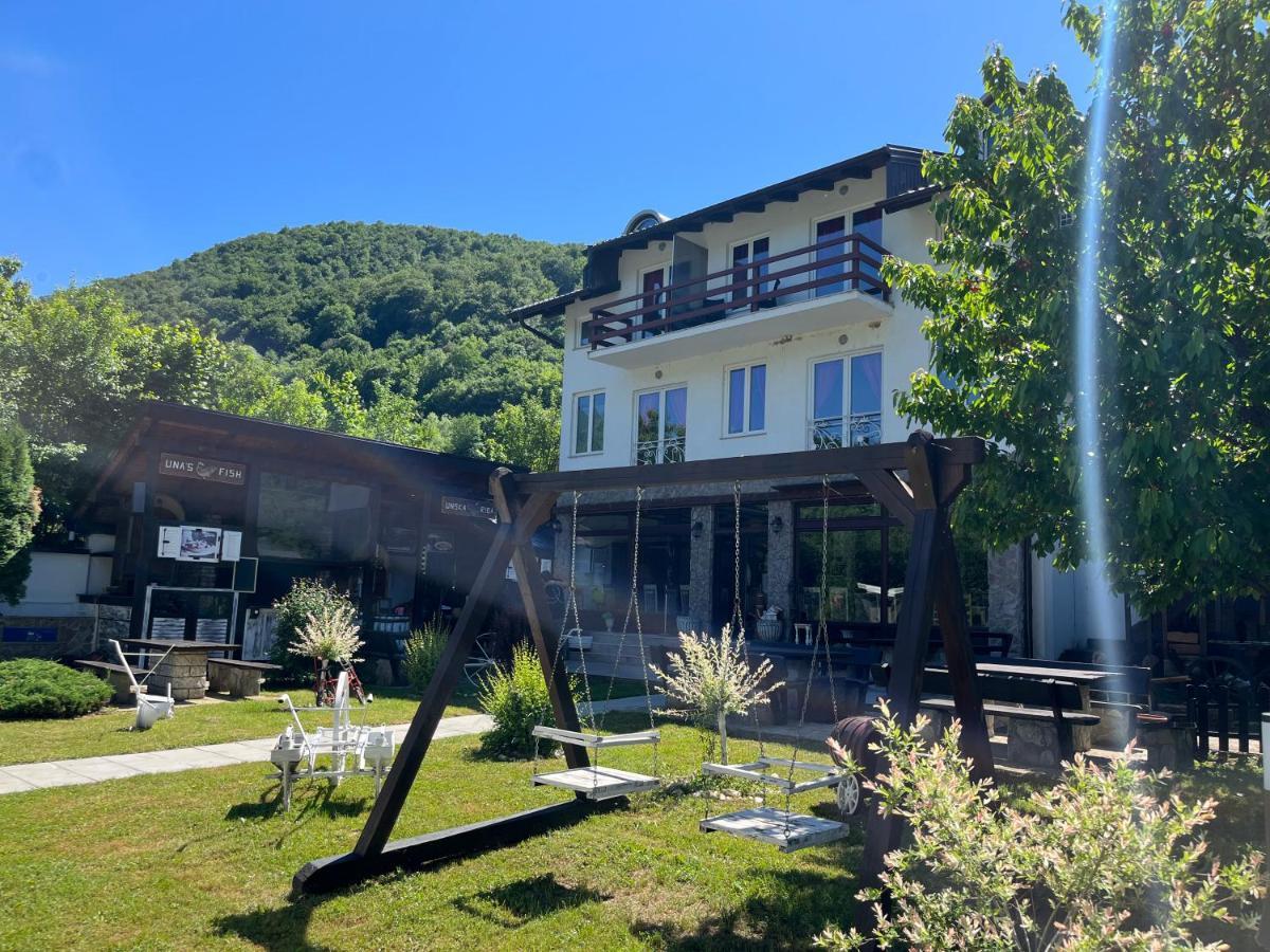Rooms And Apartments Neron Bihac Lohovo Bagian luar foto
