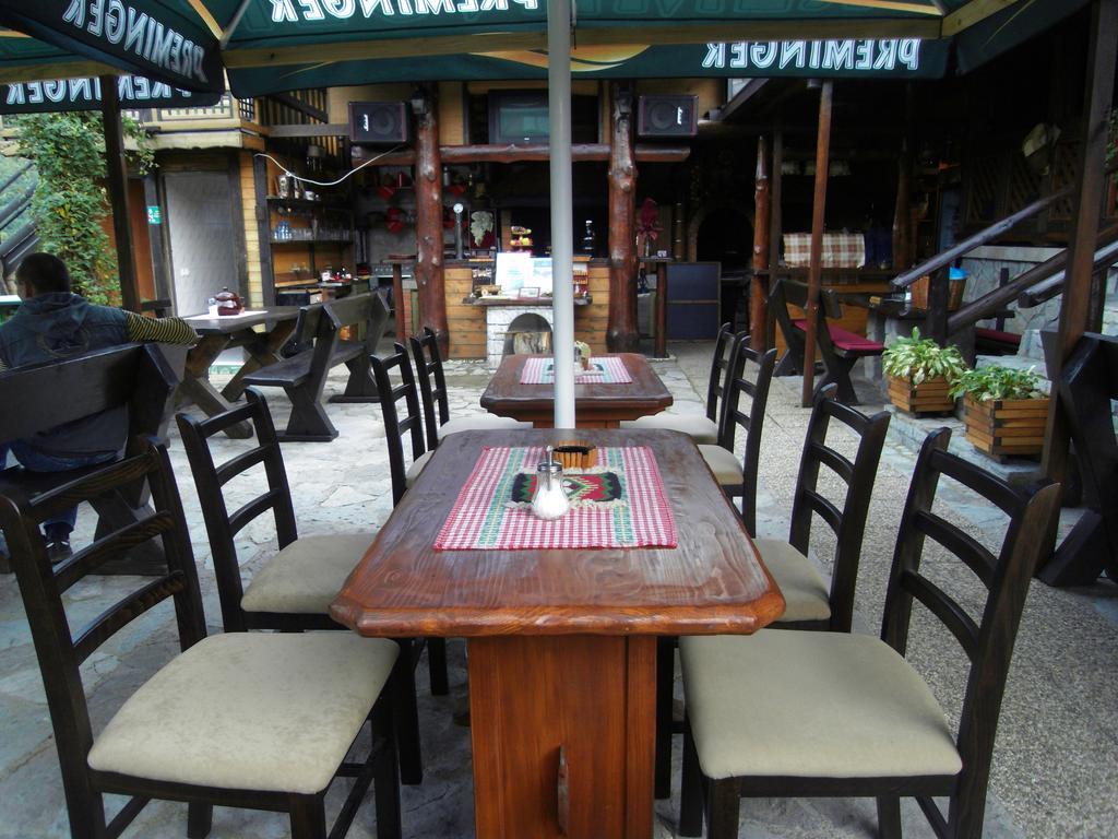 Rooms And Apartments Neron Bihac Lohovo Bagian luar foto