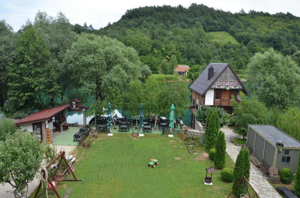 Rooms And Apartments Neron Bihac Lohovo Bagian luar foto