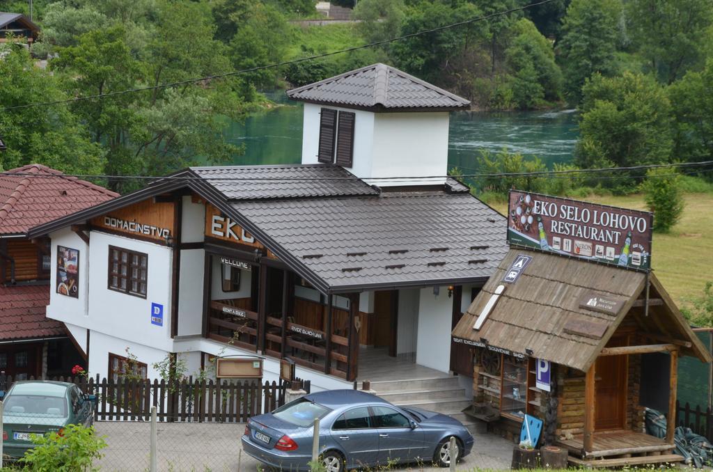 Rooms And Apartments Neron Bihac Lohovo Bagian luar foto