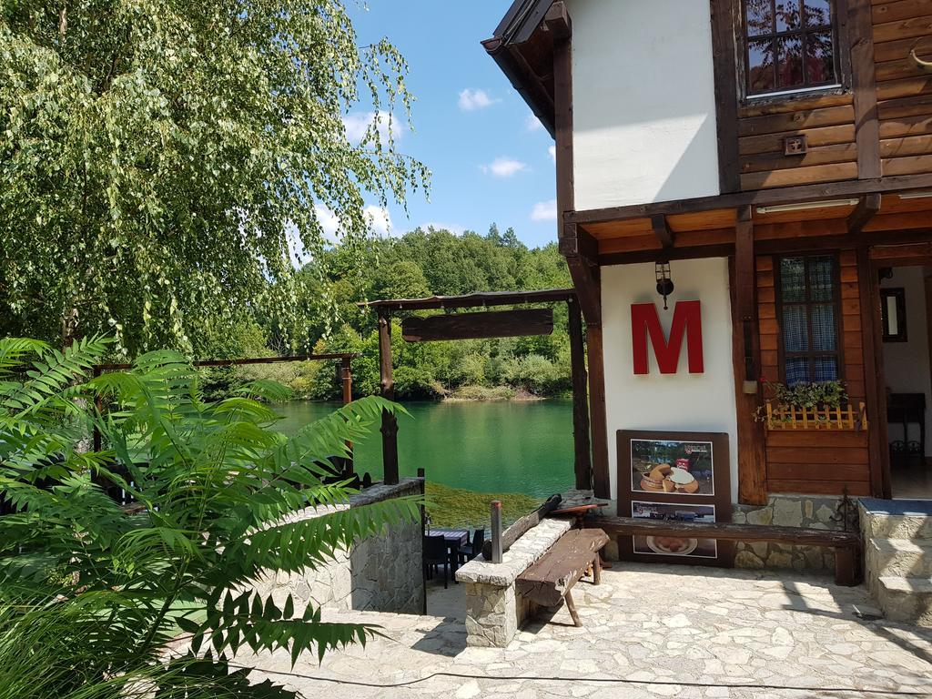 Rooms And Apartments Neron Bihac Lohovo Bagian luar foto